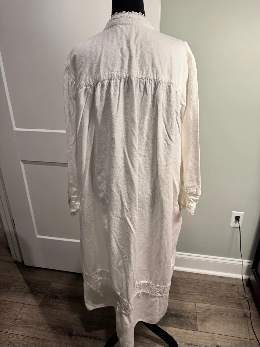 Eileen West White HIGHNECK Long Ballet Nightgown XL cottage fairy croquet lace